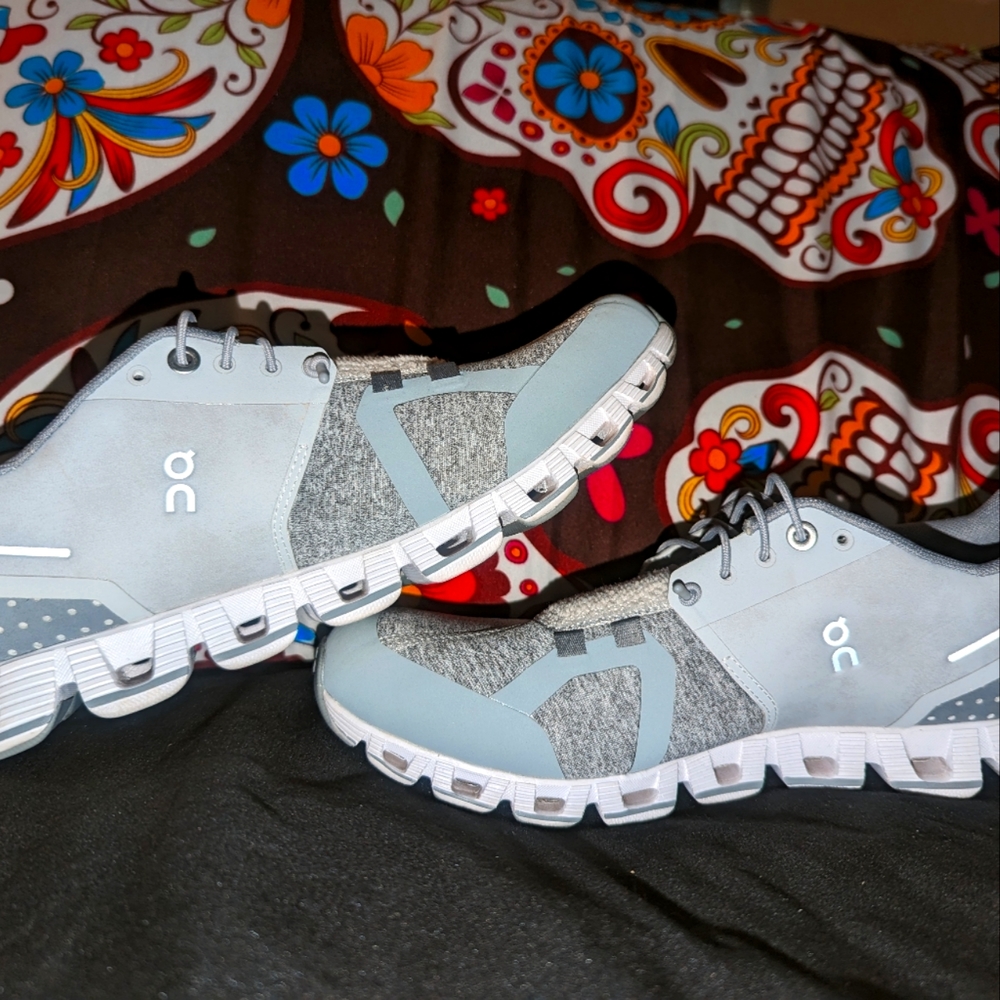 Women's Running Shoes